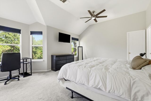 7013 Riverchase Trail, Denton, TX 76210