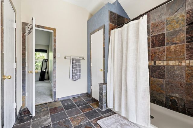 7013 Riverchase Trail, Denton, TX 76210