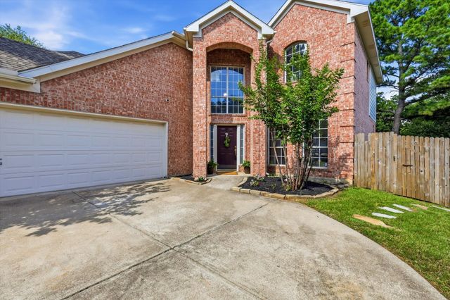 7013 Riverchase Trail, Denton, TX 76210