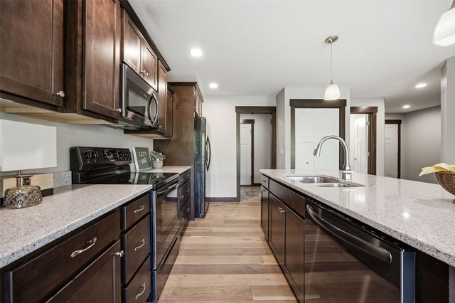 3507 Pioneer Avenue SE, Cedar Rapids, IA 52403