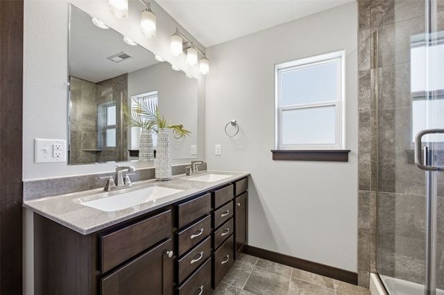 3507 Pioneer Avenue SE, Cedar Rapids, IA 52403