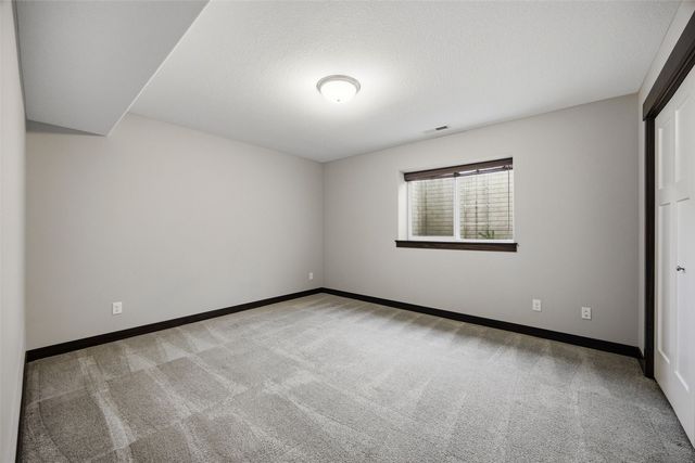 3507 Pioneer Avenue SE, Cedar Rapids, IA 52403