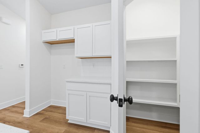 16824 W Kashmir St, Goddard, KS 67052