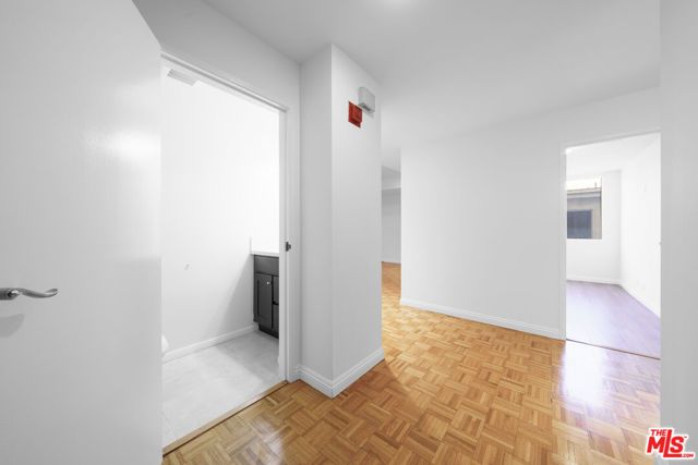 1601 N Fuller Avenue 303, Los Angeles, CA 90046