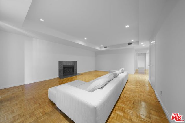 1601 N Fuller Avenue 303, Los Angeles, CA 90046