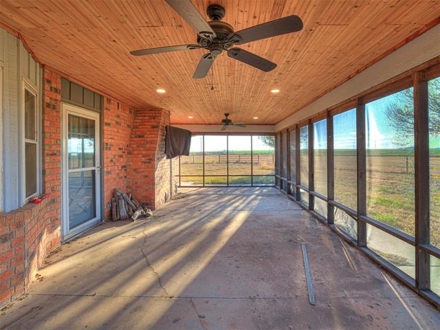 6524 W Smith Road, El Reno, OK 73036