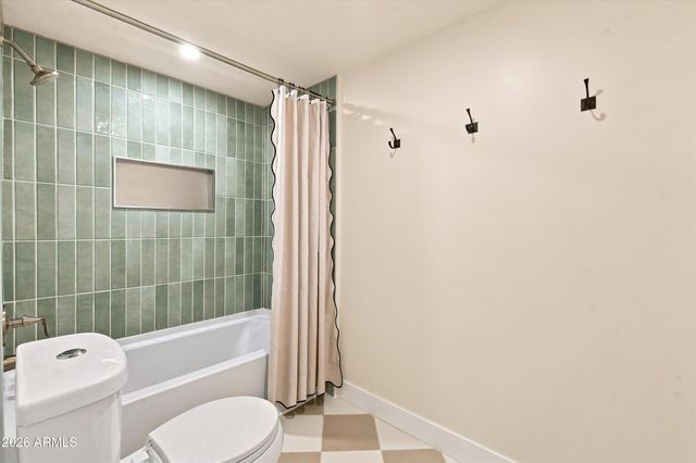 3737 E TURNEY Avenue 226, Phoenix, AZ 85018