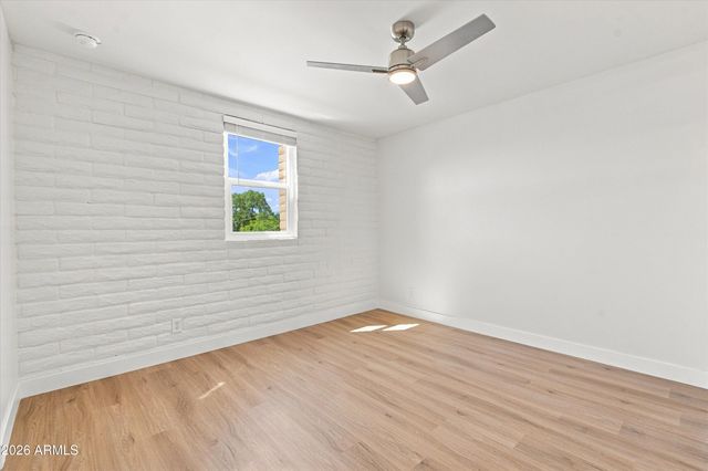 3737 E TURNEY Avenue 226, Phoenix, AZ 85018