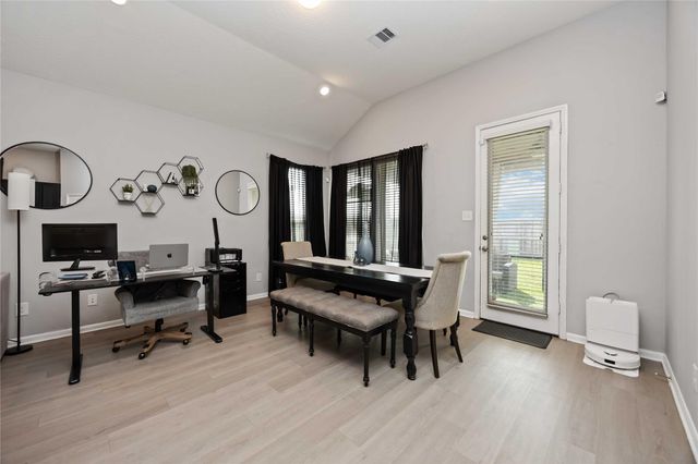 15331 Oakheath Colony Lane, Houston, TX 77044