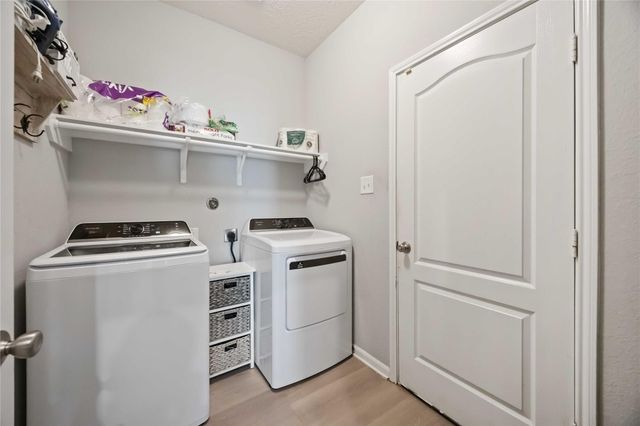 15331 Oakheath Colony Lane, Houston, TX 77044