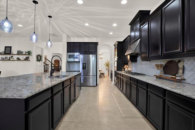 9339 BELLA VITA CIRCLE, Land O Lakes, FL 34637