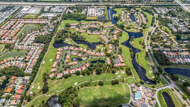 8535 Casa Del Lago F, Boca Raton, FL 33433