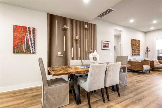 1300 Bunker Drive, Pea Ridge, AR 72751