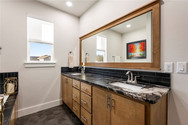 1300 Bunker Drive, Pea Ridge, AR 72751