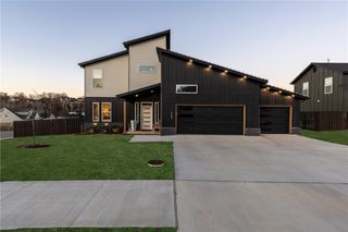 1300 Bunker Drive, Pea Ridge, AR 72751