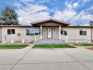 26026 N MADISON Rd, Chattaroy, WA 99003