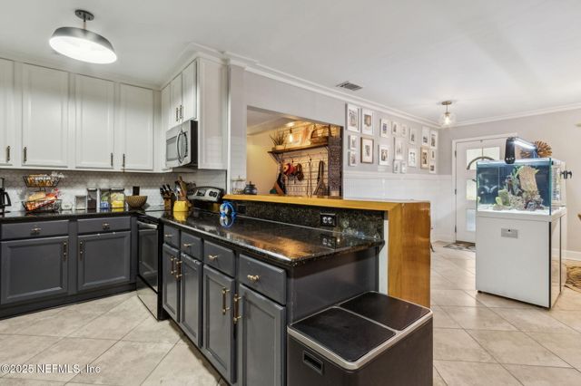 413 STANLEY Drive, Fernandina Beach, FL 32034