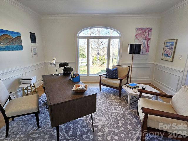 40 Shipwatch Drive, Hickory, NC 28601