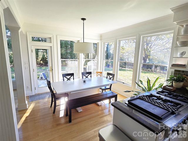 40 Shipwatch Drive, Hickory, NC 28601