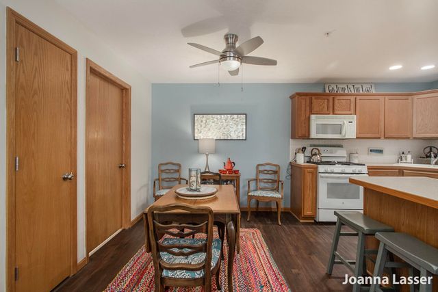 3122 W Crystal Waters Drive 1, Holland, MI 49424