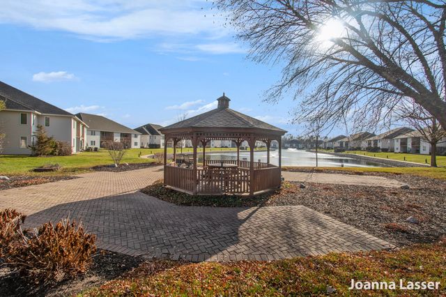 3122 W Crystal Waters Drive 1, Holland, MI 49424