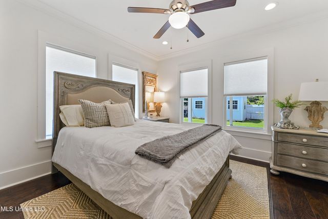 354 Main Street, Bay Saint Louis, MS 39520