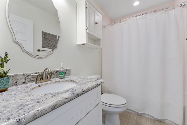 354 Main Street, Bay Saint Louis, MS 39520