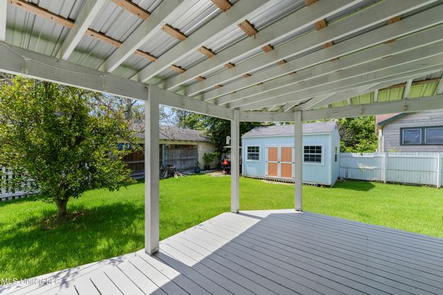 354 Main Street, Bay Saint Louis, MS 39520