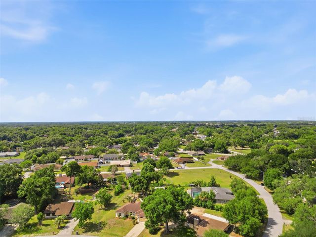1011 WINIFRED WAY, Lakeland, FL 33809