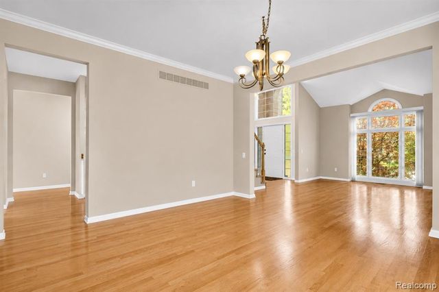 1781 Westridge Drive, Rochester, MI 48306