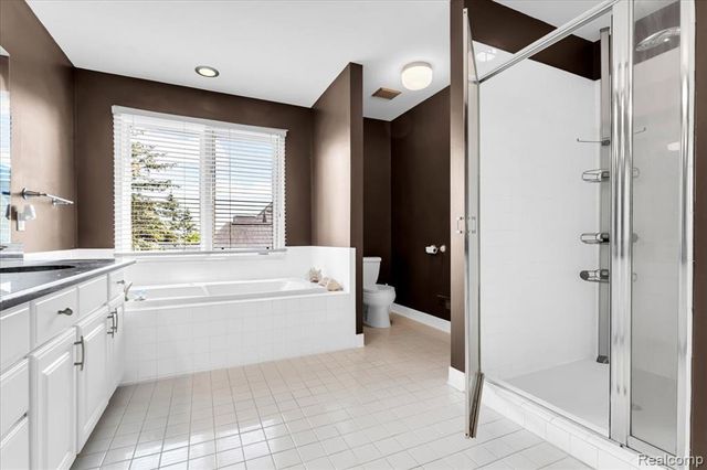 1781 Westridge Drive, Rochester, MI 48306