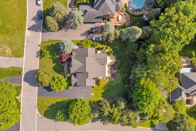 1781 Westridge Drive, Rochester, MI 48306