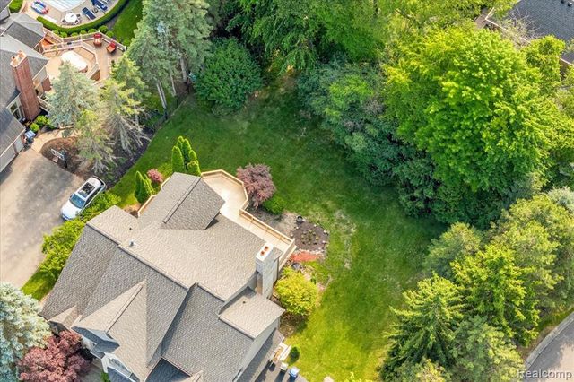 1781 Westridge Drive, Rochester, MI 48306