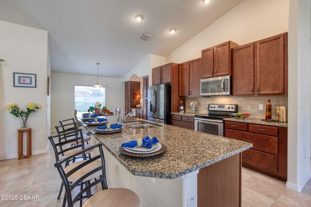 13 Edgemont Lane, Palm Coast, FL 32164
