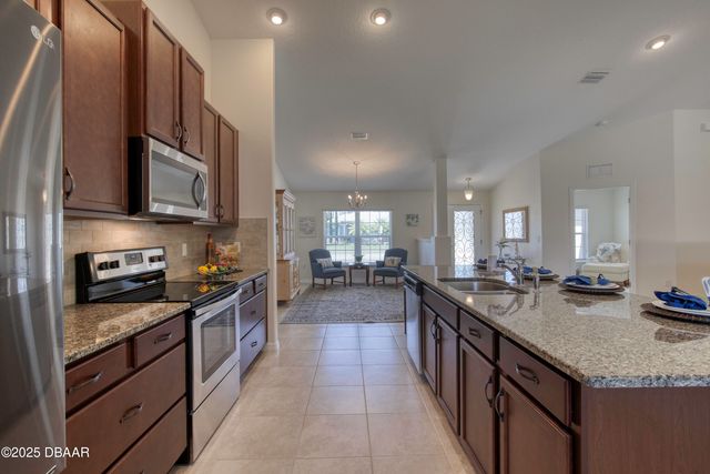 13 Edgemont Lane, Palm Coast, FL 32164