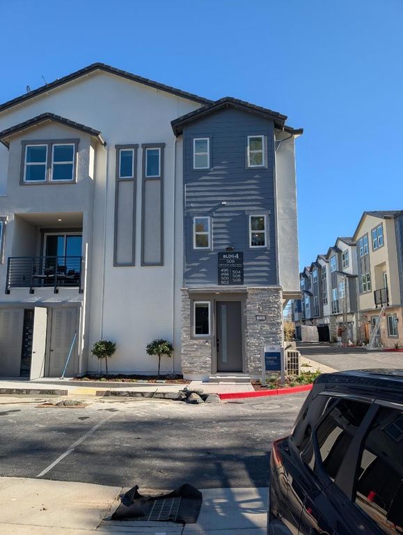 Image 1 of property listing at 283 Dreamland Way 070-07 Plan 1, Campbell, CA 95008