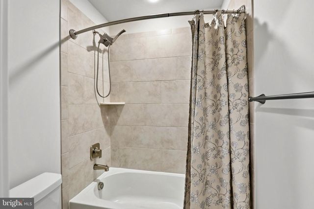 1418 CRAMPTON ST, Brunswick, MD 21716