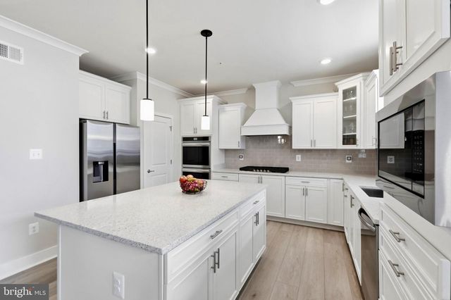 1418 CRAMPTON ST, Brunswick, MD 21716