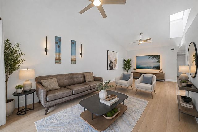 5325 S Bolero Circle, Delray Beach, FL 33484