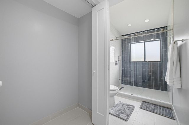 5325 S Bolero Circle, Delray Beach, FL 33484
