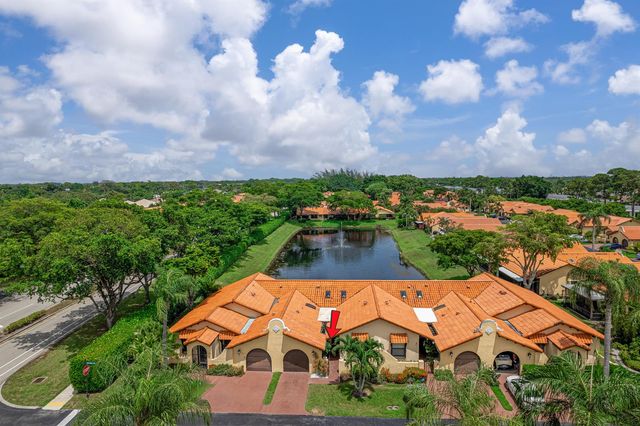 5325 S Bolero Circle, Delray Beach, FL 33484