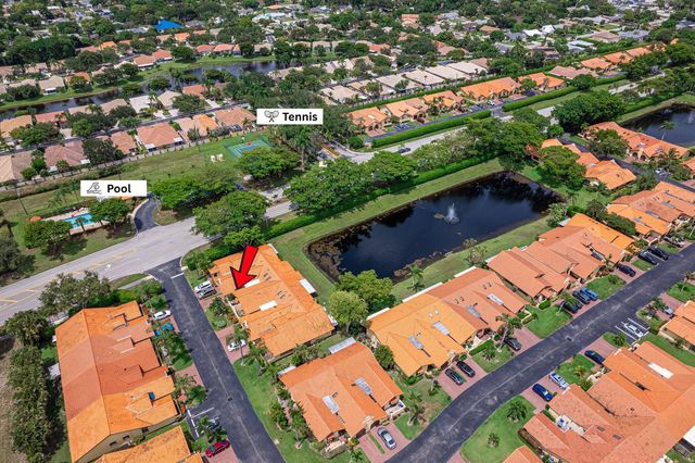 5325 S Bolero Circle, Delray Beach, FL 33484