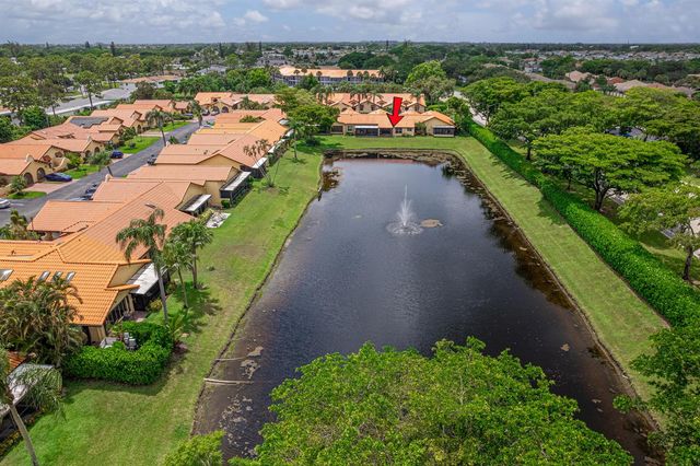 5325 S Bolero Circle, Delray Beach, FL 33484