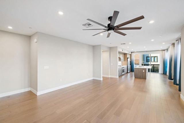 45009 Challenge 301, Fremont, CA 94538