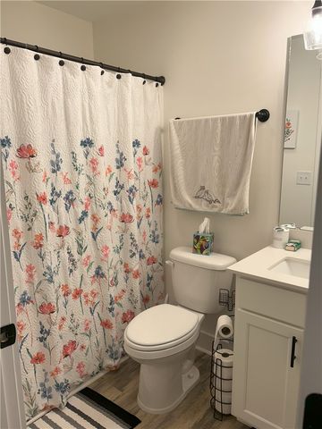 104 W North 3rd Street, Seneca, SC 29678