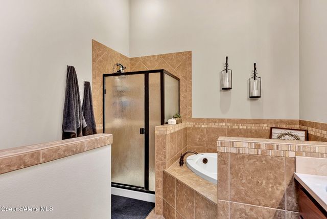 14097 N PRISTINE CIR, Rathdrum, ID 83858