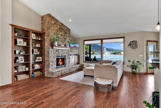 14097 N PRISTINE CIR, Rathdrum, ID 83858