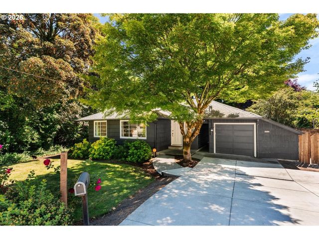 9020 Sw CAPITOL Hwy, Portland, OR 97219