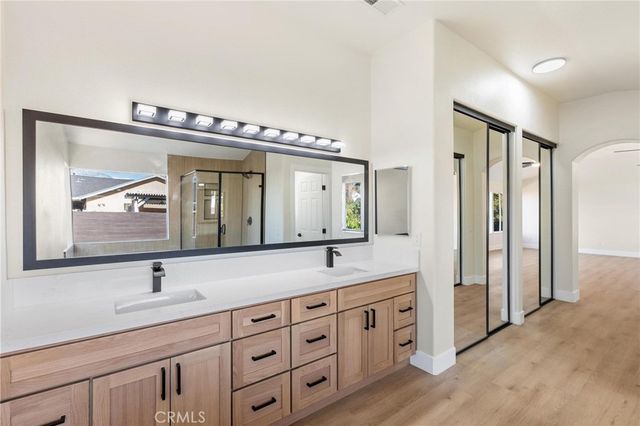 1015 E Deerfield, Ontario, CA 91761