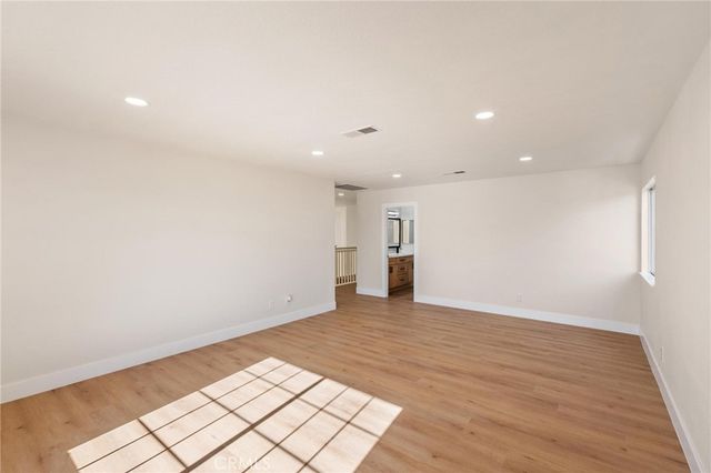 1015 E Deerfield, Ontario, CA 91761